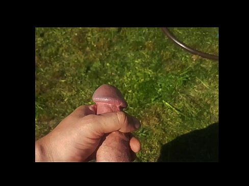 ❤️ Hot hottie si fa scopare la figa rosa e sborra con uno squirt in un giardino estivo ❤ Pornoal it.virtsextor.ru ❌